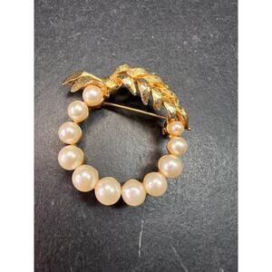 Vintage Marvella Faux Pearl Gold Tone Wreath Brooch Mid Century